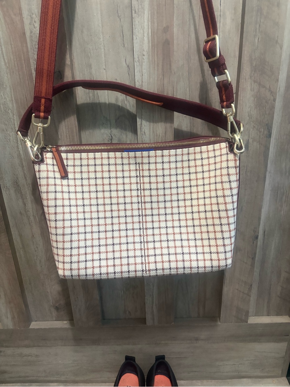 Rothy’s Malbec Grid Crossbody EUC!!!